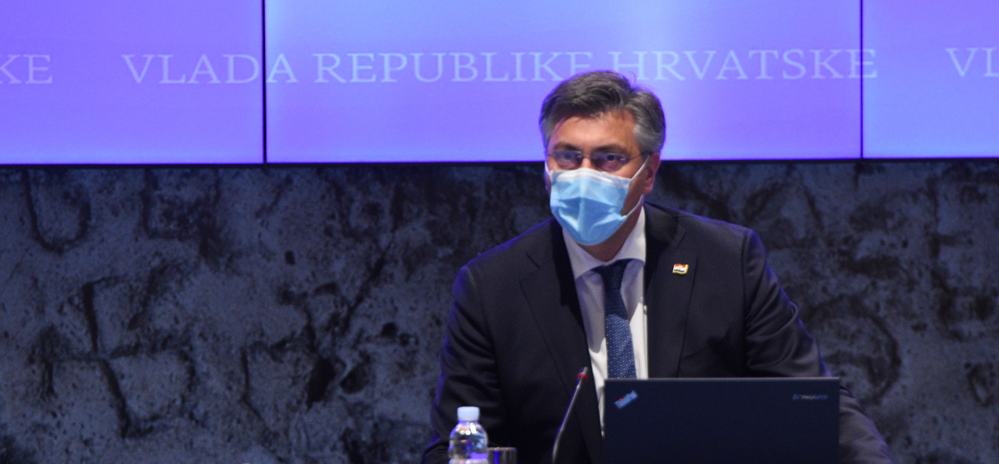 New COVID numbers continue to fall, vaccination picking up